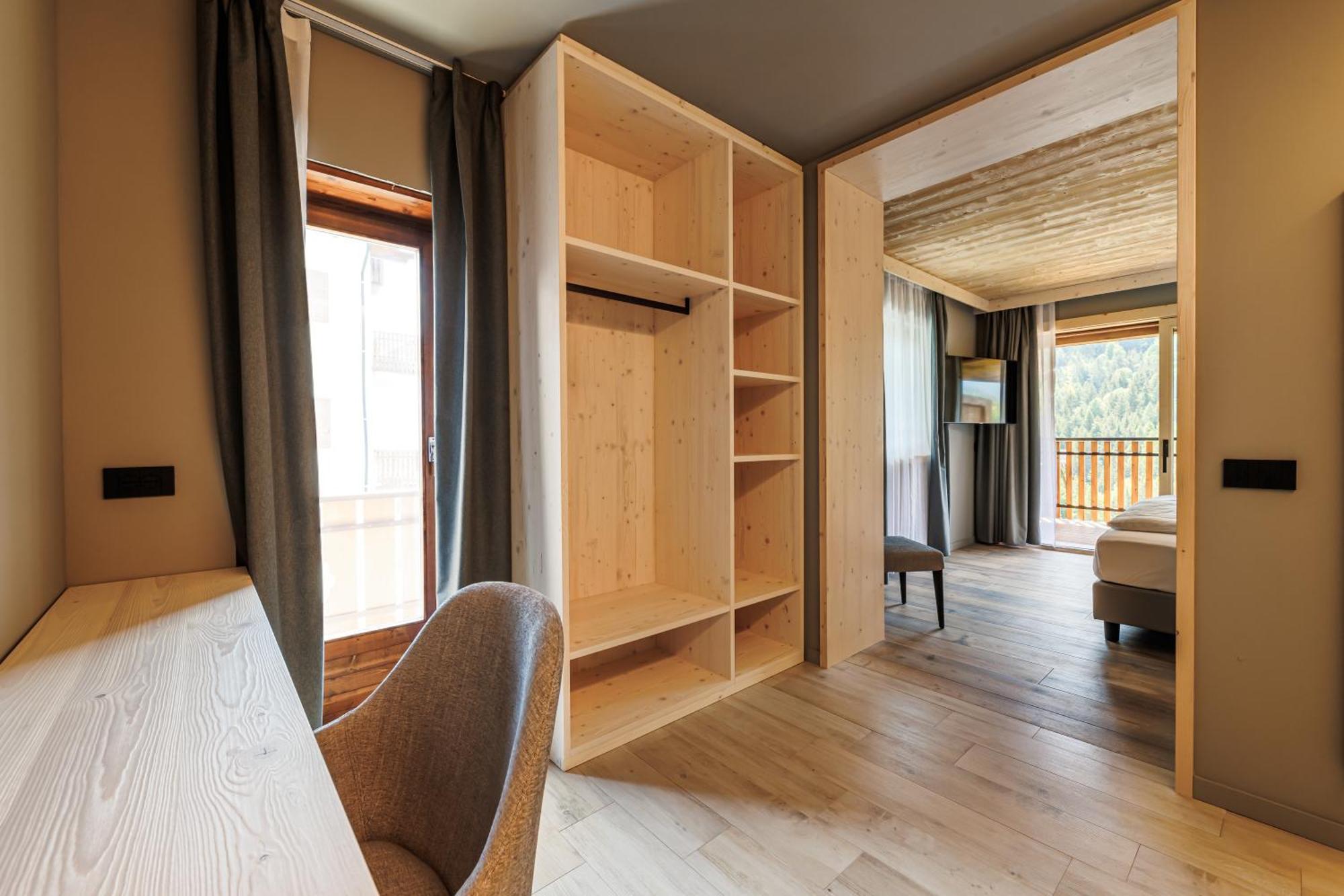 Hotel Miravalle Ізолачча Екстер'єр фото