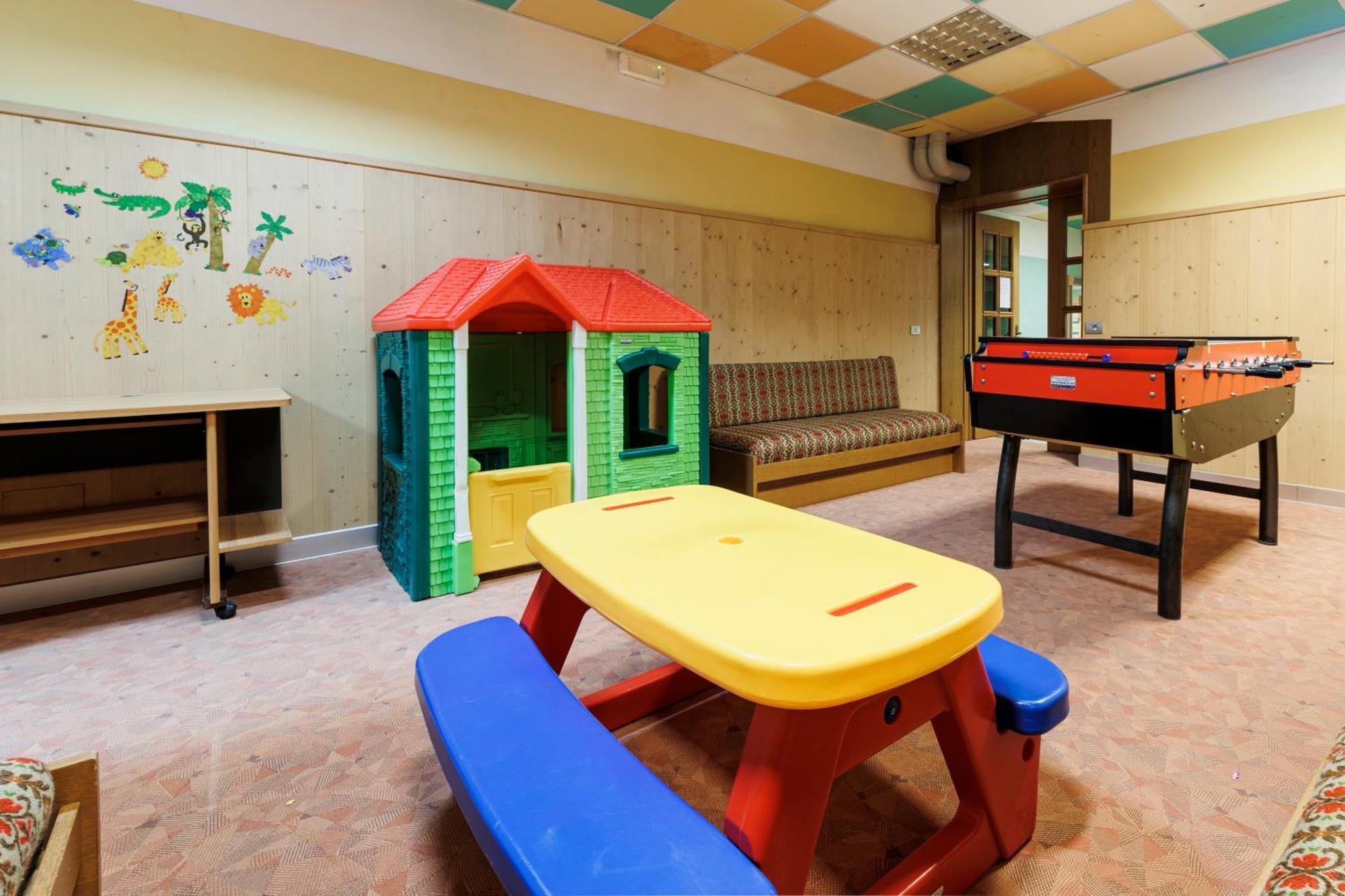 Hotel Miravalle Ізолачча Екстер'єр фото