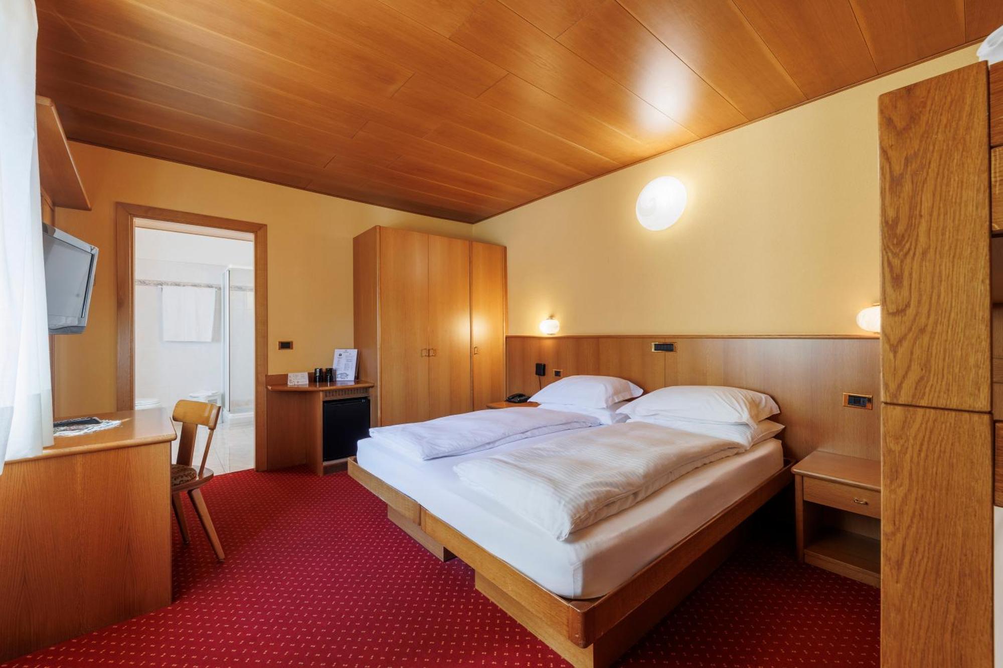 Hotel Miravalle Ізолачча Номер фото